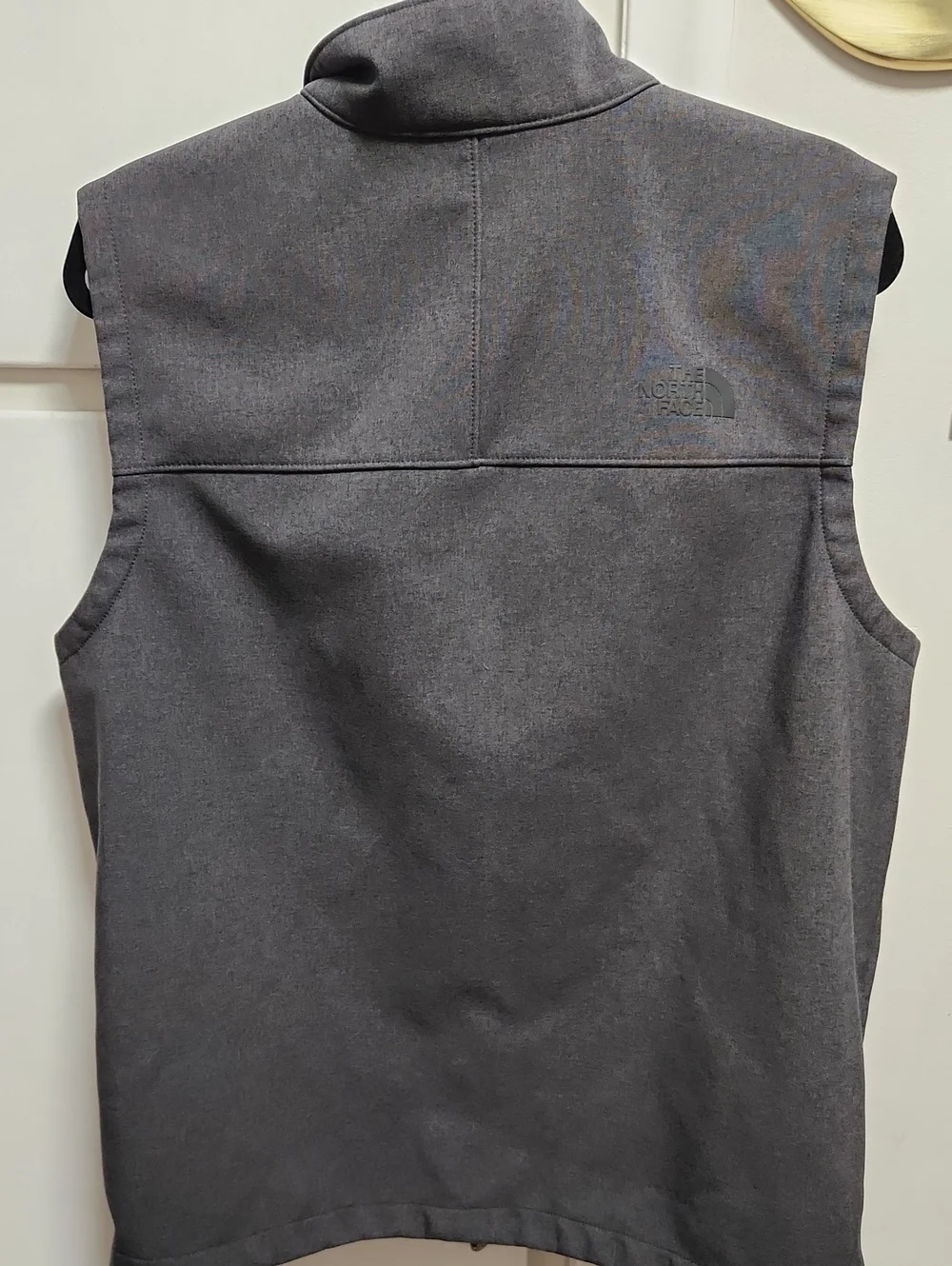 The North Face Men's Bionic Apex 3 Charcoal Gray Zip Fleece Vest Sz.L
